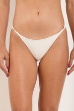Cargar imagen en el visor de la galería, Bottom Sand-Chantilly Cheeky-Fixa
