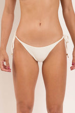 Cargar imagen en el visor de la galería, Bottom Sand-Chantilly Lacinho
