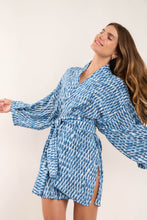 Cargar imagen en el visor de la galería, Chuva Kimono
