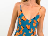 Cargar y reproducir el video en el visor de la galería, Video: Rio De Sol Una Pieza Luma Hype
