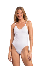 Cargar imagen en el visor de la galería, Model Front: Rio De Sol Una Pieza Bora-White Hype
