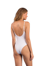 Cargar imagen en el visor de la galería, Model Back: Rio De Sol Una Pieza Bora-White Hype
