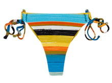 Cargar imagen en el visor de la galería, Product Front: Rio De Sol Bragas Bottom Artsy Fio-Tie

