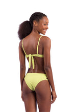 Cargar imagen en el visor de la galería, Model Back: Rio De Sol Bragas Bottom Bora-Citrus Madrid-Trio
