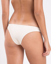 Cargar imagen en el visor de la galería, Image 05: Rio De Sol Bragas Bottom Malibu-Natural Essential
