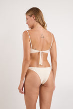 Cargar imagen en el visor de la galería, Model Back: Rio De Sol Bragas Bottom Malibu-Natural Essential-Iris
