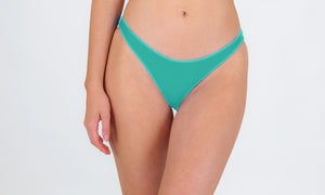 Model Front: Rio De Sol Bragas Bottom Opal Essential-Comfy