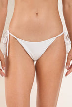 Cargar imagen en el visor de la galería, Gallery: Rio De Sol Bragas Bottom Sand-White Lacinho
