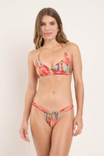 Cargar imagen en el visor de la galería, Model Front: Rio De Sol Bragas Bottom Sea-Bloom Eden
