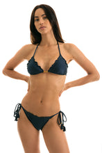 Cargar imagen en el visor de la galería, Model Front: Rio De Sol Bragas Bottom Shimmer-Shark Frufru
