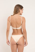 Cargar imagen en el visor de la galería, Model Back: Rio De Sol Bragas Bottom Touch-Natural Essential
