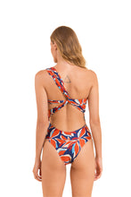 Cargar imagen en el visor de la galería, Model Back: Rio De Sol Una Pieza Leaves Santorini
