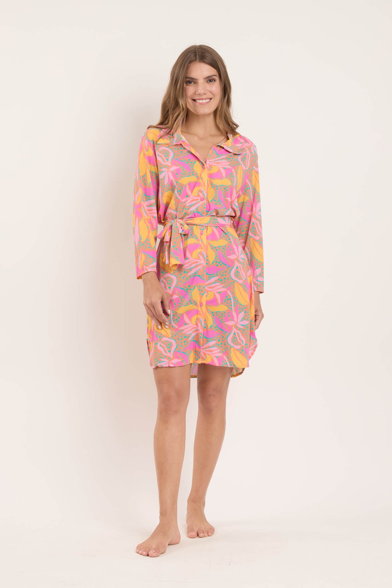 Model Front: Rio De Sol Vestido De Playa Lyla Chemise