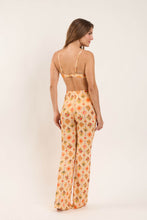 Cargar imagen en el visor de la galería, Model Back: Rio De Sol Pantalones De Playa Mosaico Pants Lana

