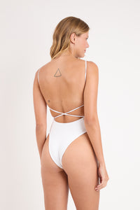 Model Back: Rio De Sol Una Pieza Sand-White Adele