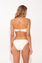 Cargar imagen en el visor de la galería, Model Back: Rio De Sol Conjunto Set Junco-Offwhite Sara Essential-Comfy
