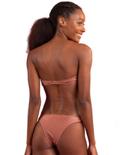 Cargar imagen en el visor de la galería, Image 07: Rio De Sol Conjunto Set Shimmer-Copper Bandeau-Joy Essential
