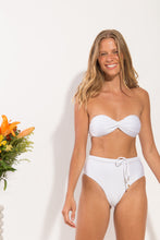 Cargar imagen en el visor de la galería, Image 09: Rio De Sol Conjunto Set Shimmer-White Twist Belted-High-Waist
