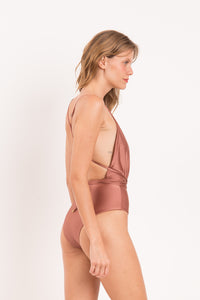 Image 04: Rio De Sol Una Pieza Shimmer-Copper New Vegas