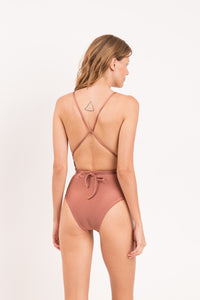 Model Back: Rio De Sol Una Pieza Shimmer-Copper New Vegas