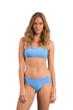 Cargar imagen en el visor de la galería, Model Front: Rio De Sol Sostén Top Baltico Bandeau-Reto
