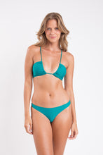 Cargar imagen en el visor de la galería, Model Front: Rio De Sol Sostén Top Grove Camille
