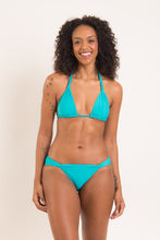 Cargar imagen en el visor de la galería, Model Front: Rio De Sol Sostén Top Nanai Mel
