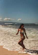 Cargar imagen en el visor de la galería, Image 13: Rio De Sol Sostén Top Pua-Valley Ana
