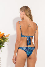 Cargar imagen en el visor de la galería, Model Back: Rio De Sol Sostén Top Reef Tri-Cos
