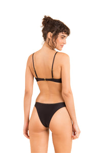 Model Back: Rio De Sol Sostén Top Shimmer-Black Bandeau-Joy