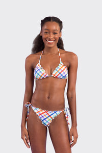 Model Front: Rio De Sol Sostén Top Square Frufru