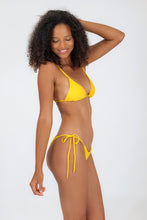 Cargar imagen en el visor de la galería, Image 04: Rio De Sol Sostén Top Sunflower Tri-Inv
