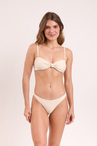 Model Front: Rio De Sol Sostén Top Touch-Natural Bandeau-Joy
