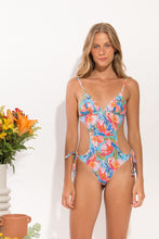 Cargar imagen en el visor de la galería, Image 04: Rio De Sol Una Pieza Zinnia Trikini
