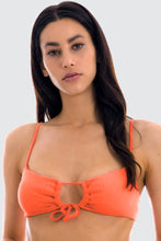 Cargar imagen en el visor de la galería, Top Light-Peach Mila
