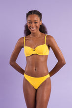 Cargar imagen en el visor de la galería, Set Malibu-Yellow Balconet Essential-Comfy
